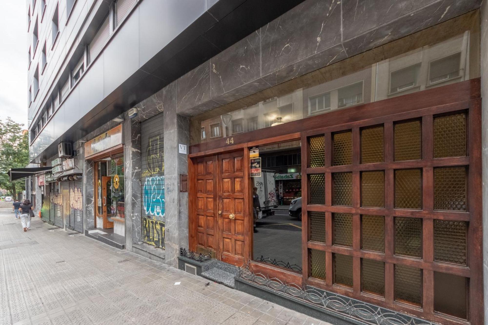 Amplio Y Acogedor Junto A Plaza Zabalburu Apartment Bilbao Exterior photo